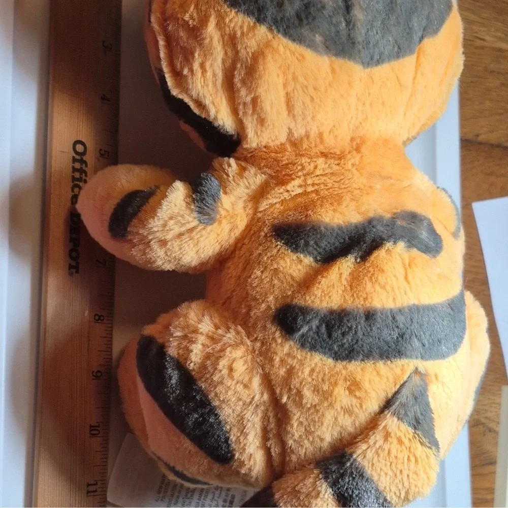 Disney Tigger Winnie the Pooh Plush Stuffed Animal Small 6-14 In 2010 MPN softie